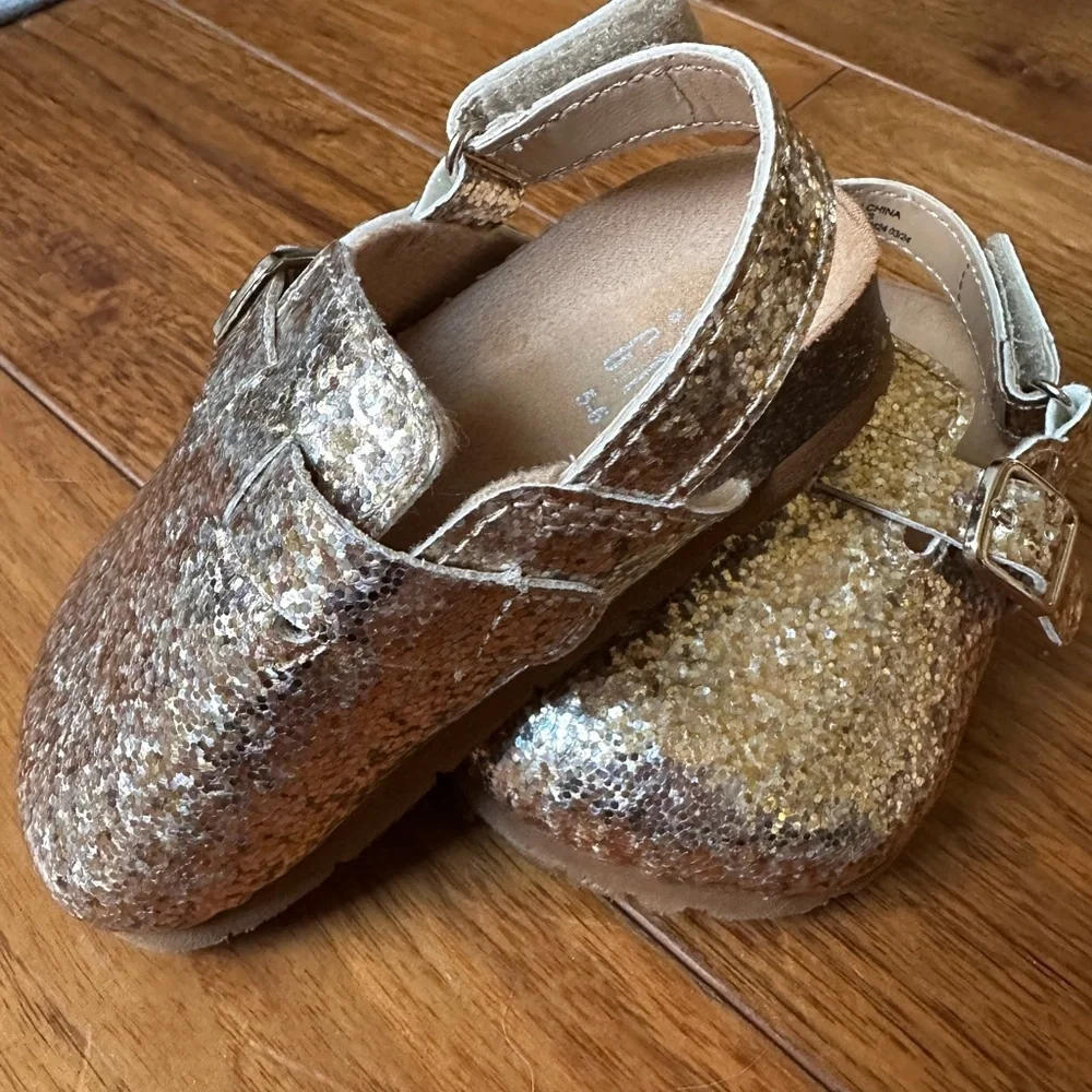 Baby GAP Glittery Gold Toddler Clogs
